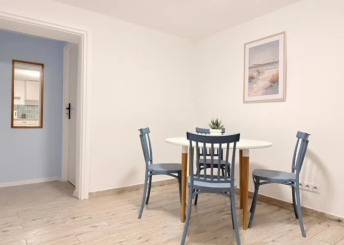 Mieszkanie Brzezno I Apartment *